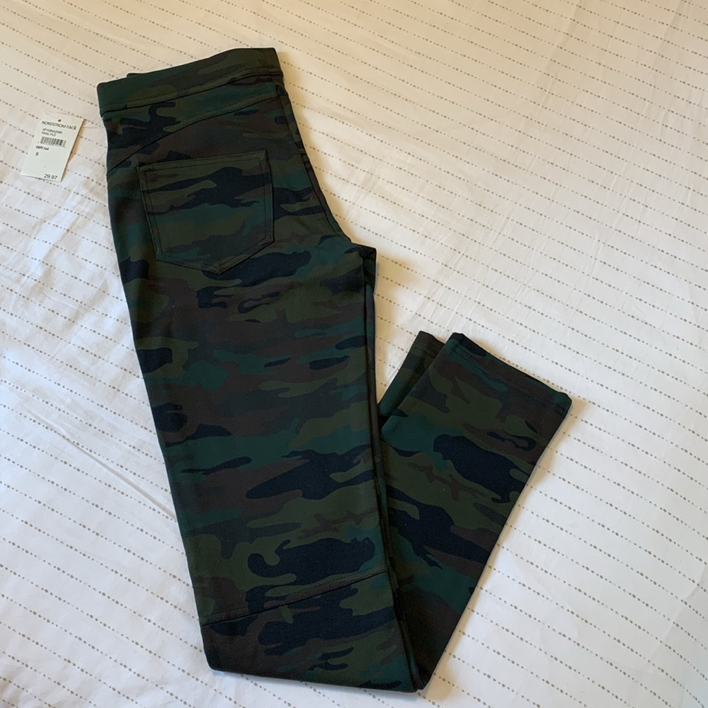 NWT Sanctuary Forest Camo Jegging